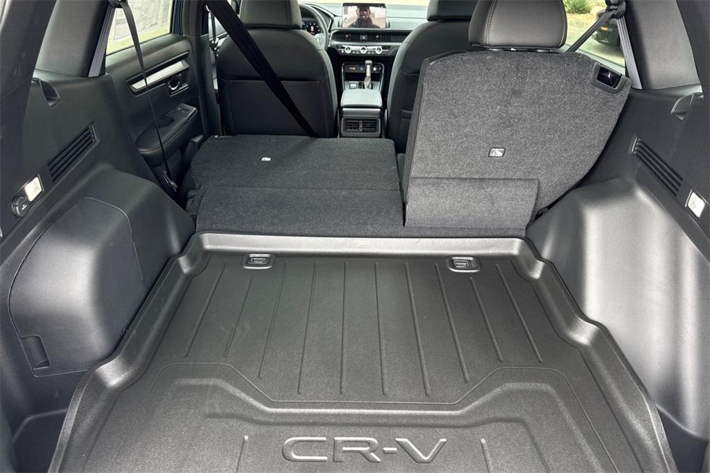 new 2026 Honda CR-V Hybrid car, priced at $38,528