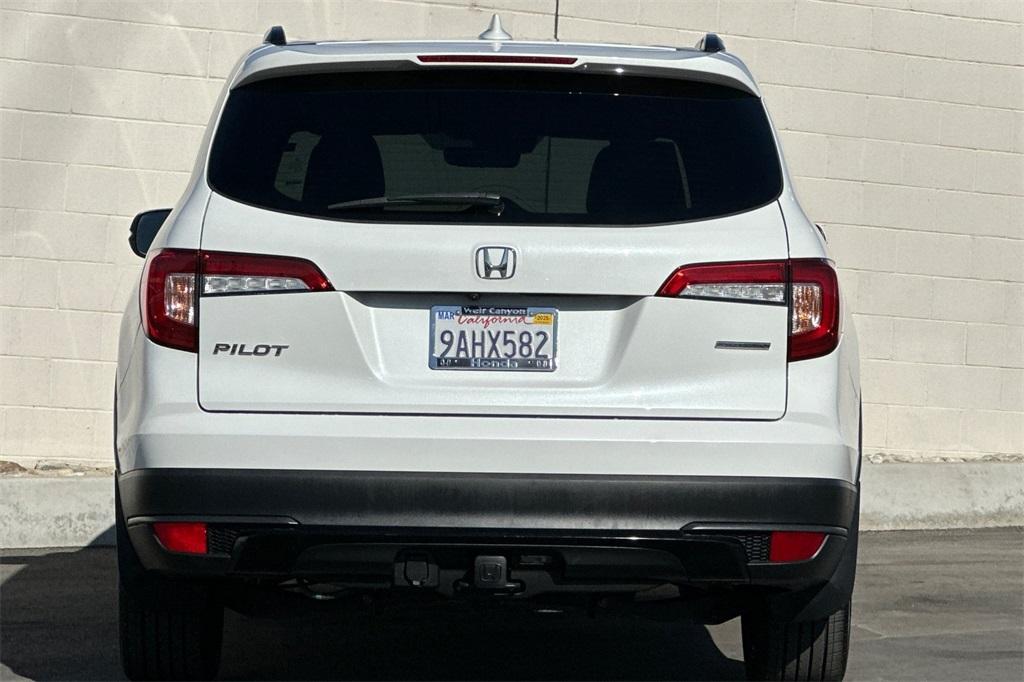 used 2022 Honda Pilot car, priced at $27,895