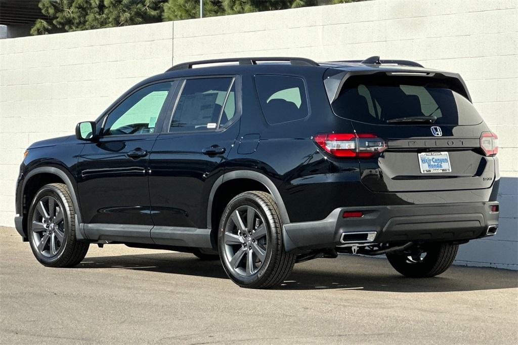 new 2025 Honda Pilot car, priced at $41,650