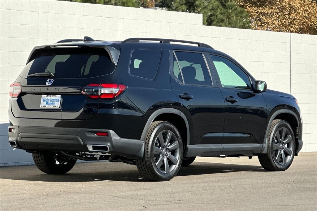 new 2025 Honda Pilot car, priced at $41,650