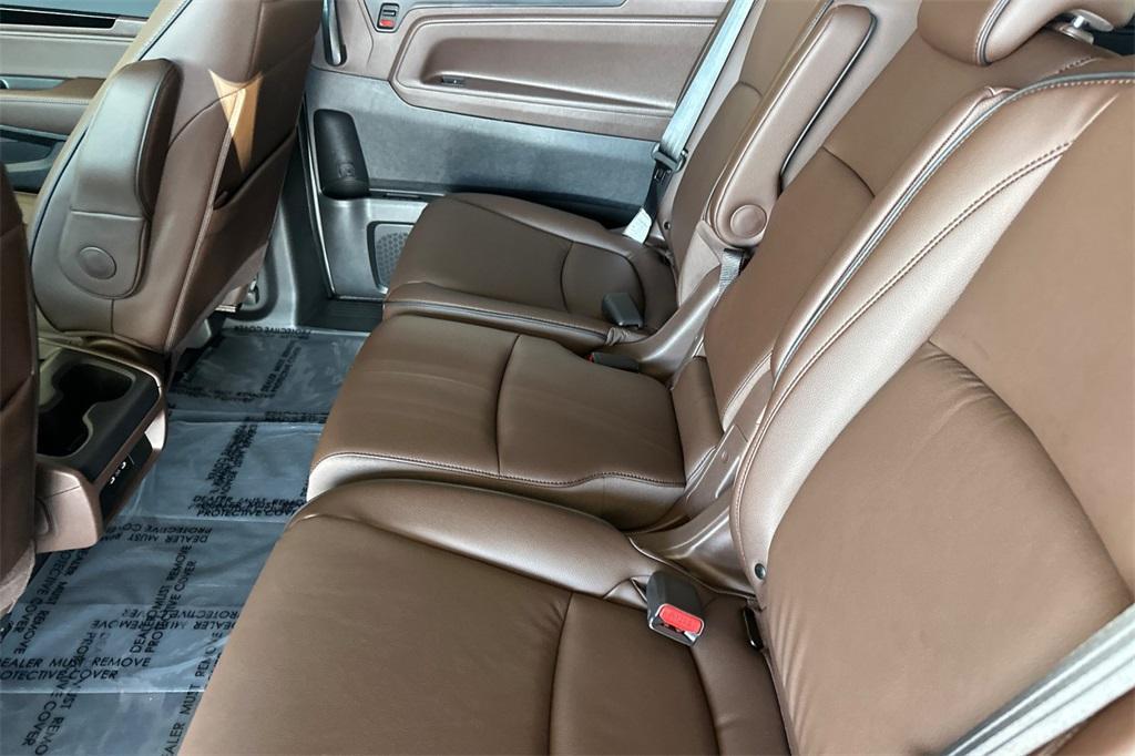 new 2026 Honda Odyssey car, priced at $49,445