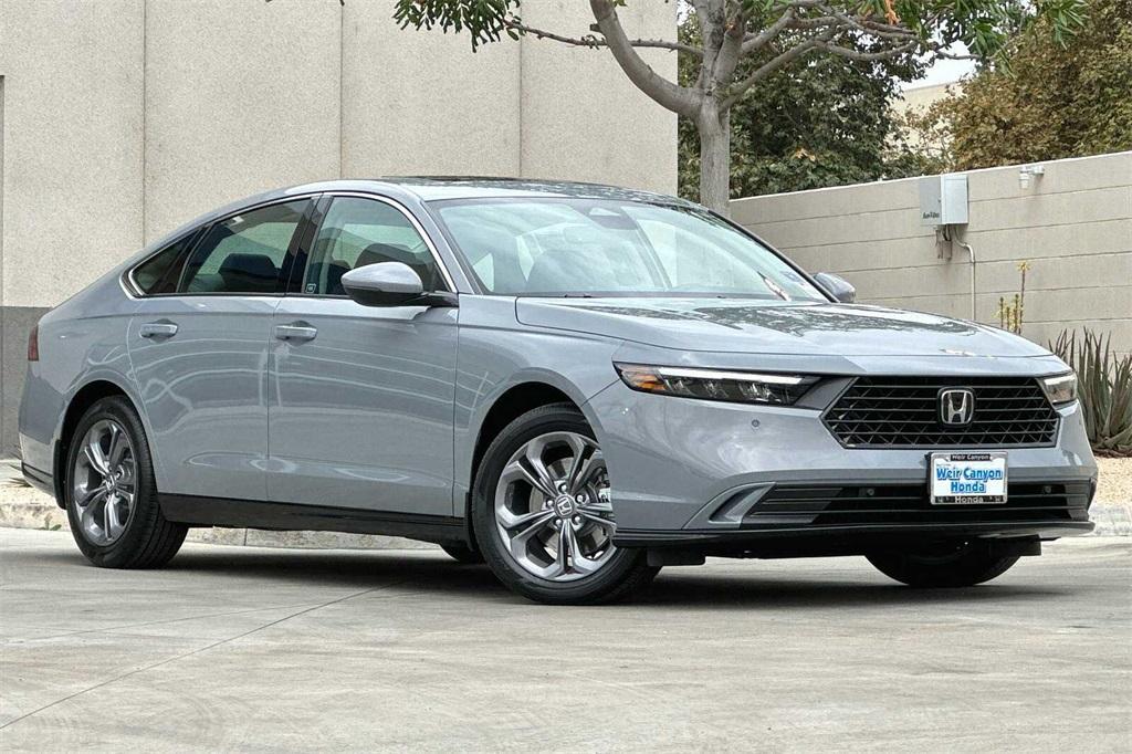 new 2024 Honda Accord Hybrid car