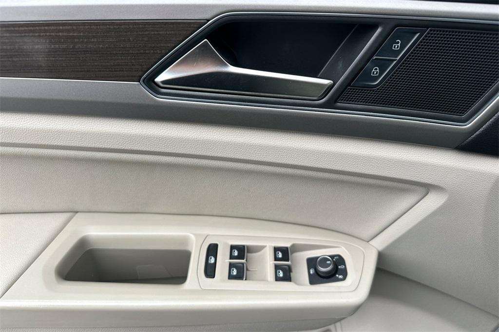 used 2019 Volkswagen Atlas car, priced at $18,495