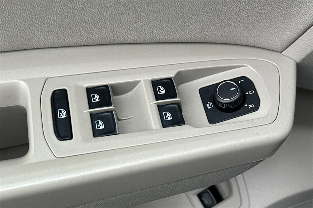 used 2019 Volkswagen Atlas car, priced at $18,495