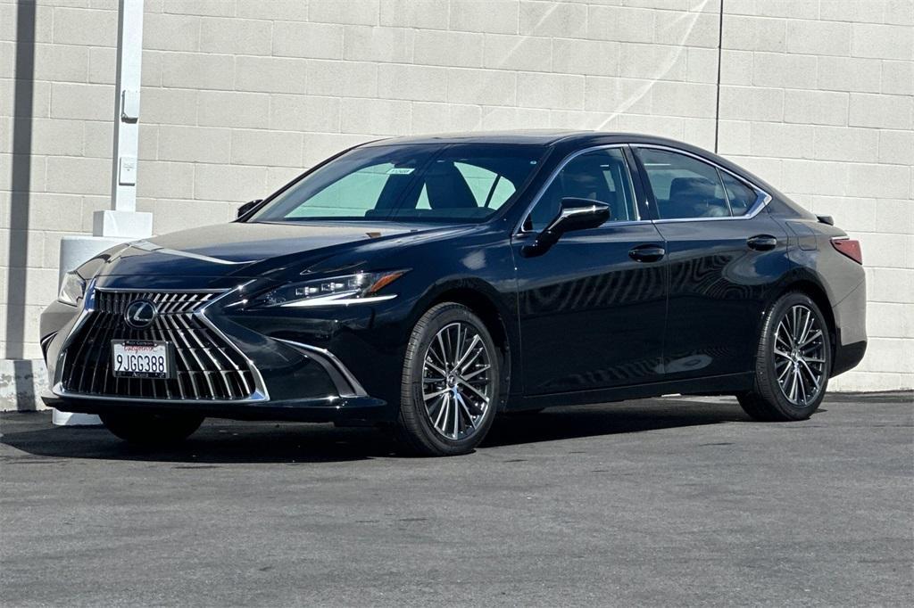 used 2024 Lexus ES 300h car, priced at $44,995