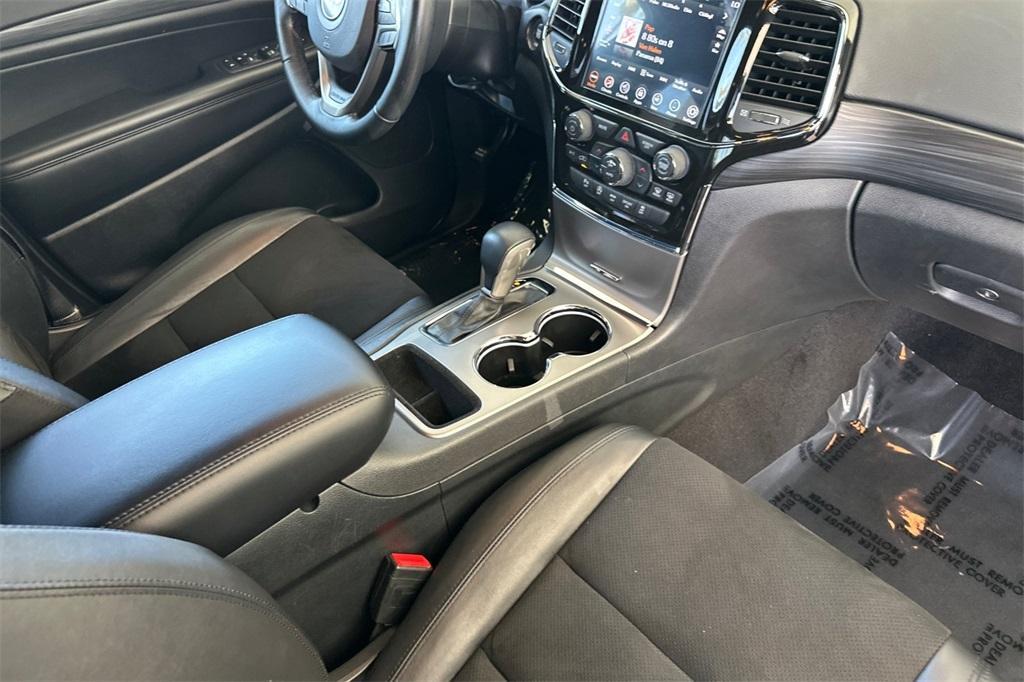 used 2022 Jeep Grand Cherokee WK car, priced at $28,295