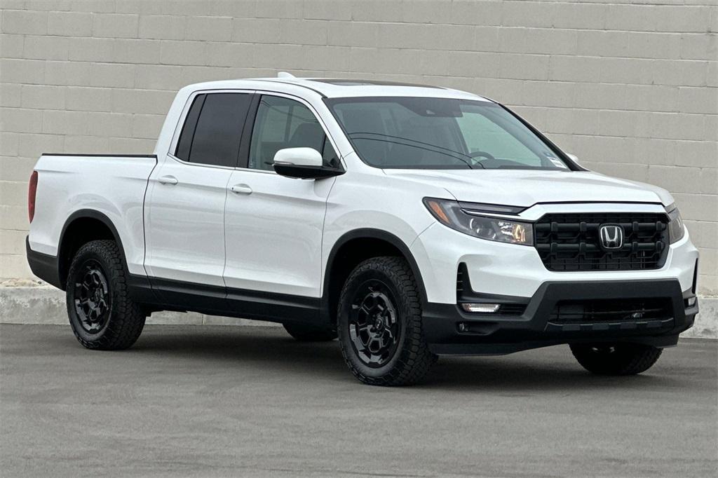 new 2025 Honda Ridgeline car, priced at $46,730