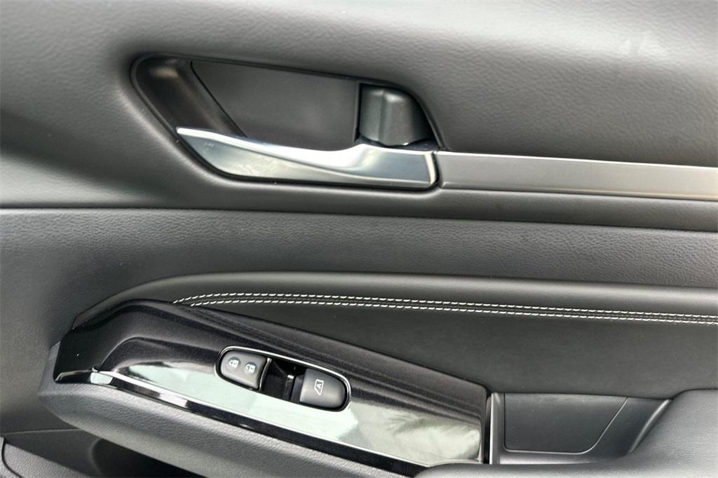 used 2020 Nissan Altima car, priced at $18,995