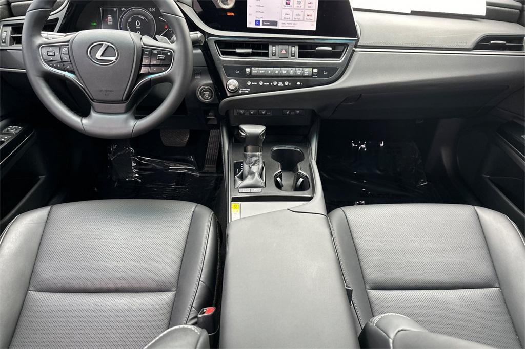 used 2025 Lexus ES 300h car, priced at $43,995