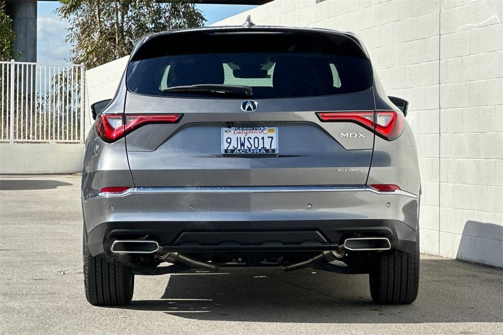 used 2024 Acura MDX car, priced at $47,795