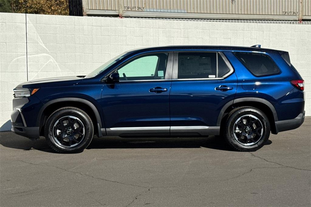 new 2025 Honda Pilot car, priced at $46,795