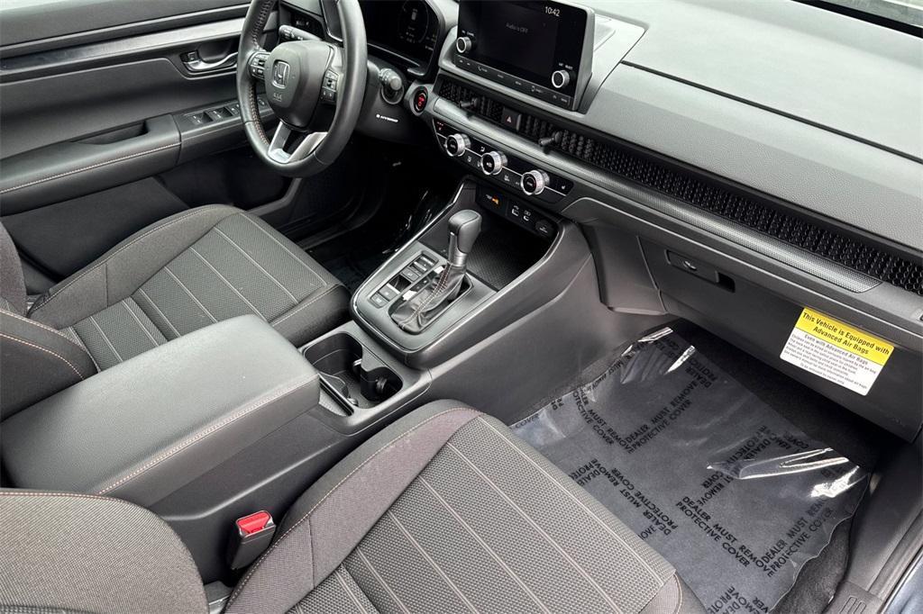 used 2025 Honda CR-V Hybrid car, priced at $36,695