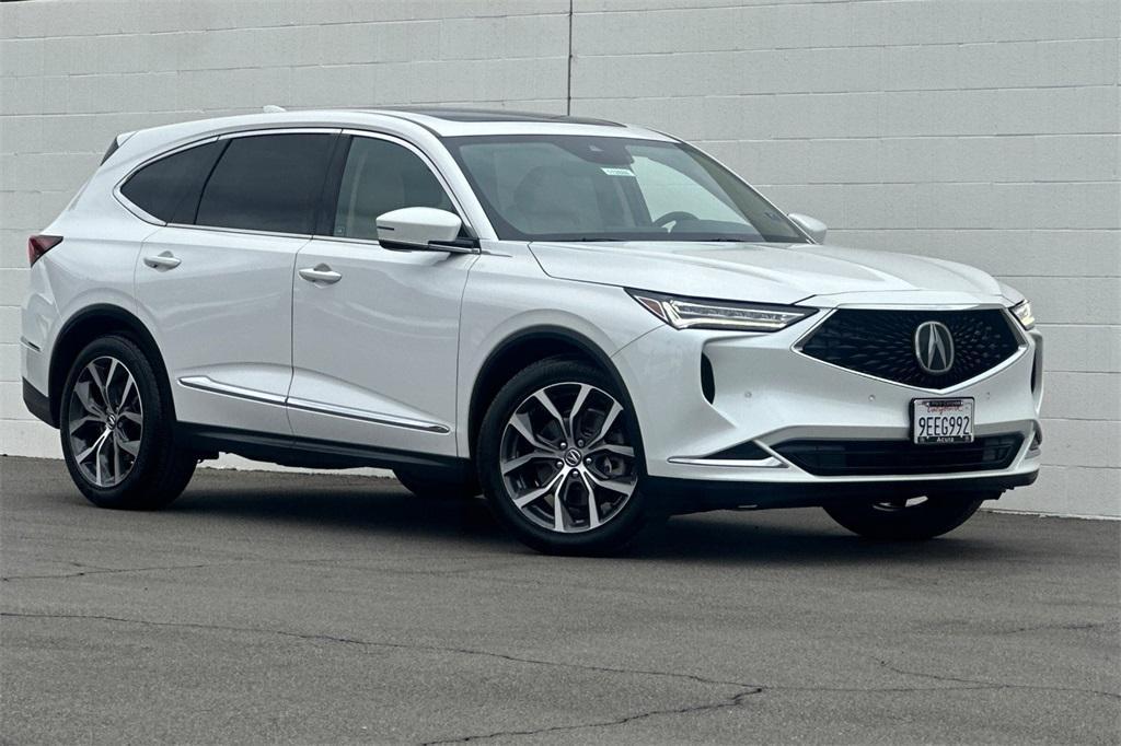 used 2023 Acura MDX car, priced at $39,995