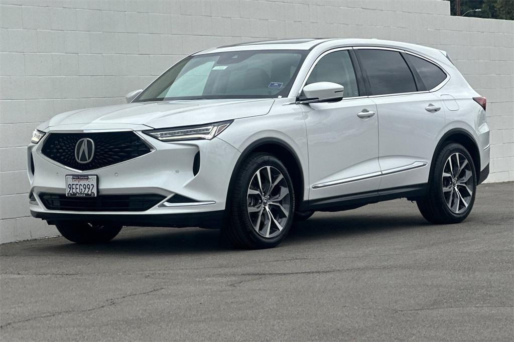 used 2023 Acura MDX car, priced at $39,995