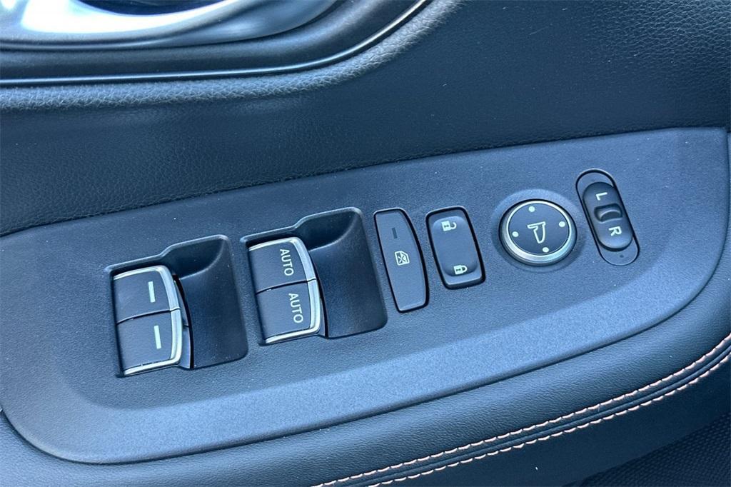 used 2023 Honda HR-V car, priced at $25,995