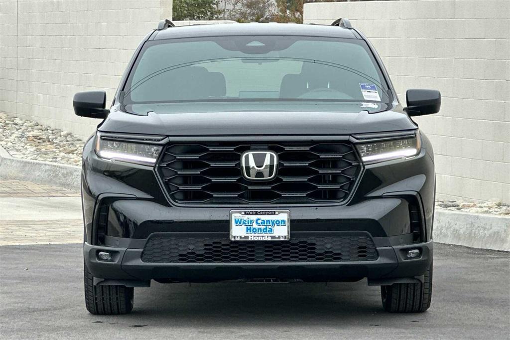 new 2025 Honda Pilot car