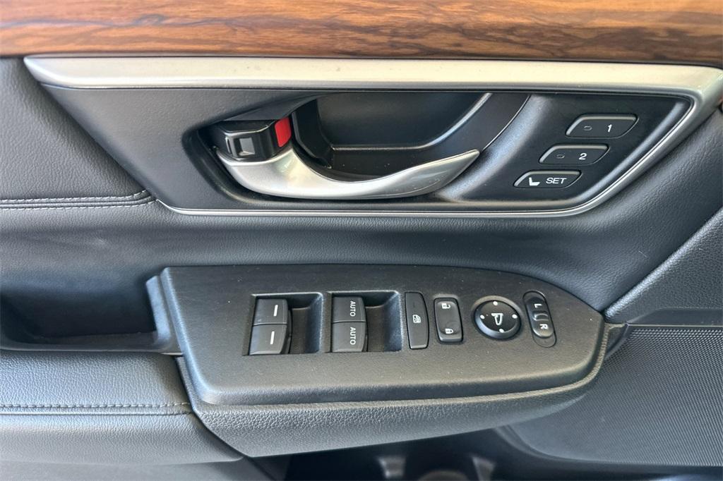 used 2021 Honda CR-V car, priced at $25,995