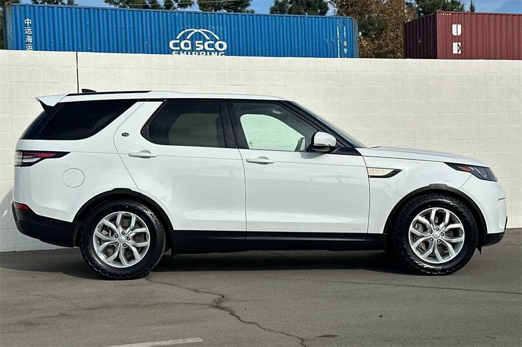 used 2018 Land Rover Discovery car, priced at $19,995