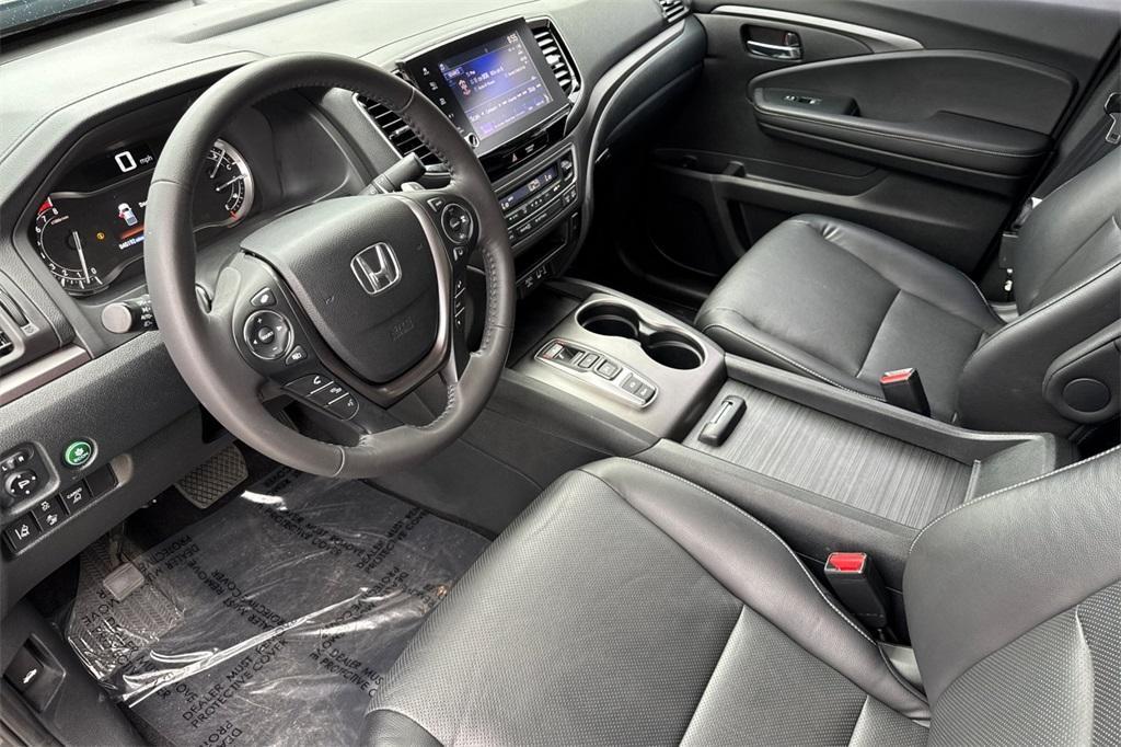 used 2023 Honda Ridgeline car, priced at $30,995