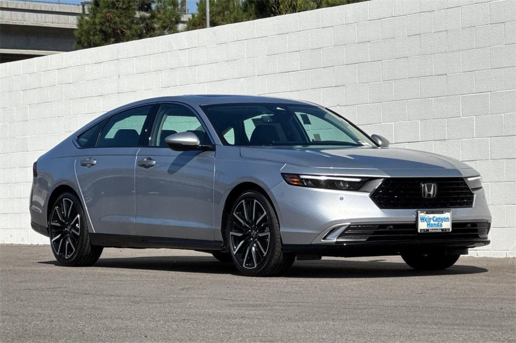 new 2025 Honda Accord Hybrid car, priced at $40,495