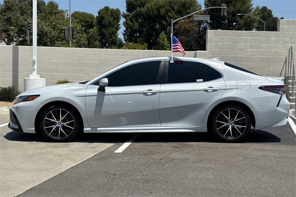 used 2022 Toyota Camry Hybrid car, priced at $27,995