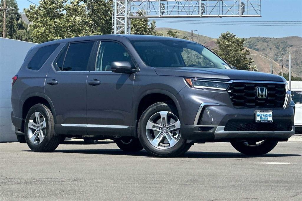 new 2025 Honda Pilot car