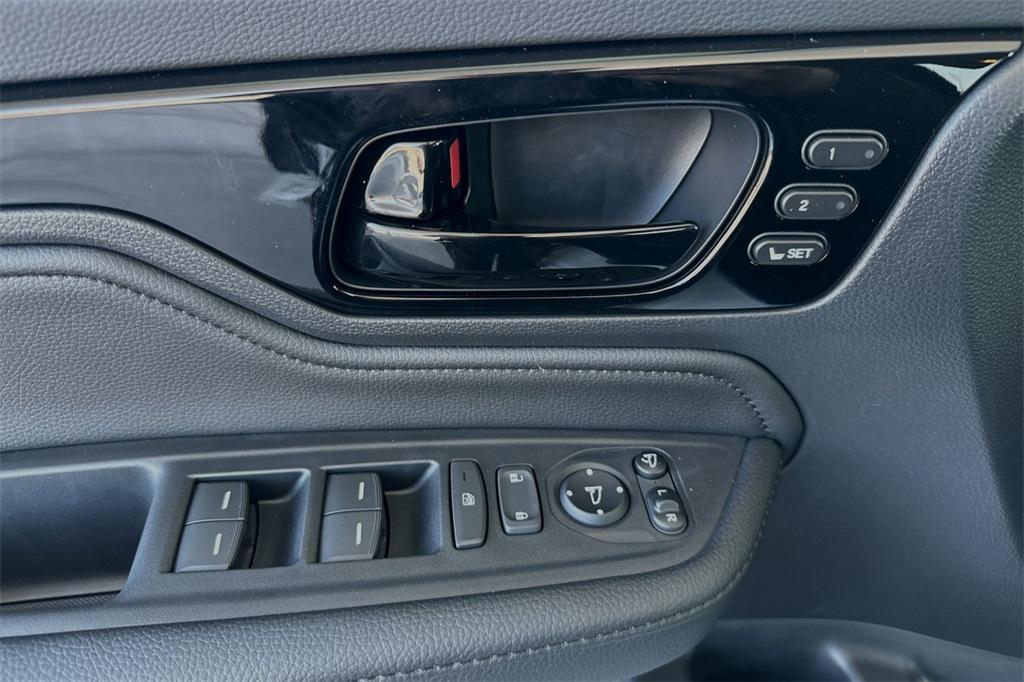 new 2025 Honda Odyssey car, priced at $48,997