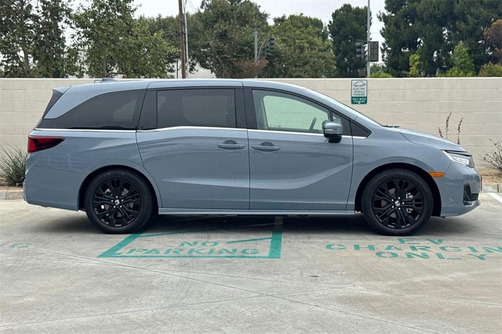 new 2025 Honda Odyssey car, priced at $48,997