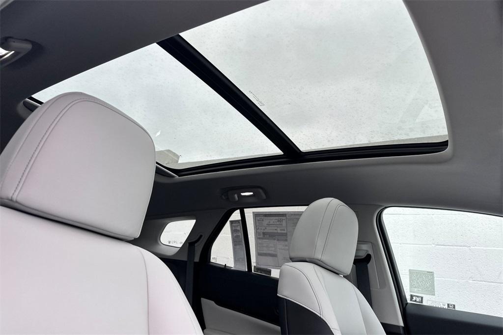 new 2025 Honda Prologue car, priced at $50,073