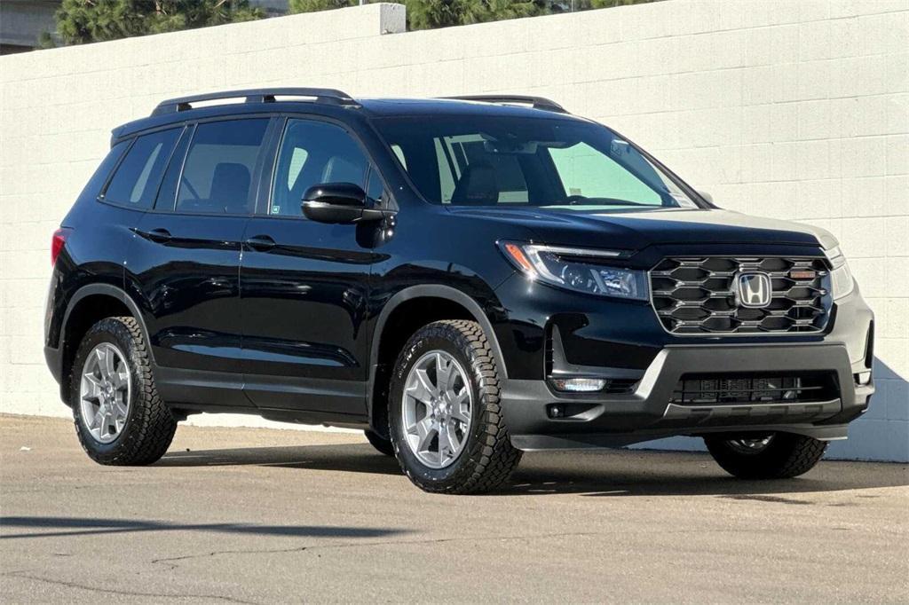 new 2025 Honda Passport car, priced at $46,395