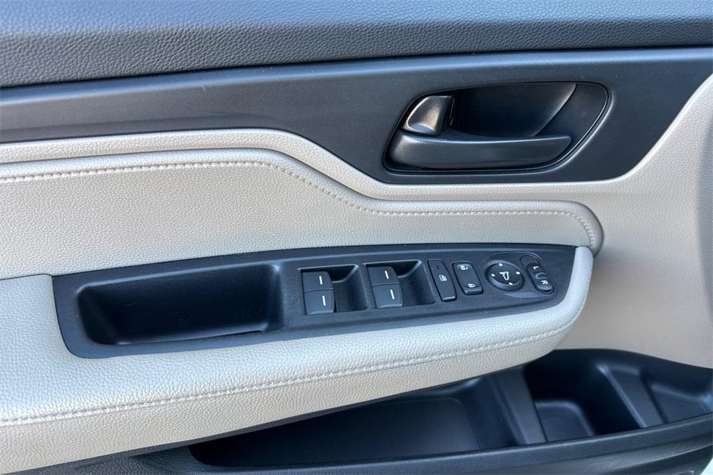 used 2022 Honda Odyssey car, priced at $30,495