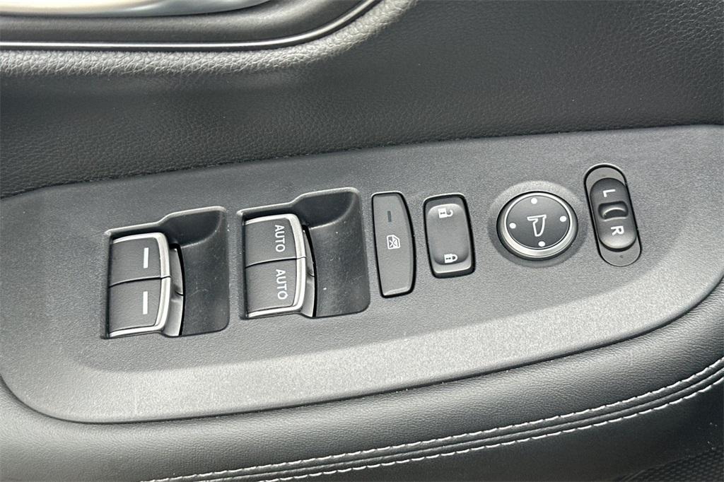 used 2023 Honda HR-V car, priced at $28,995