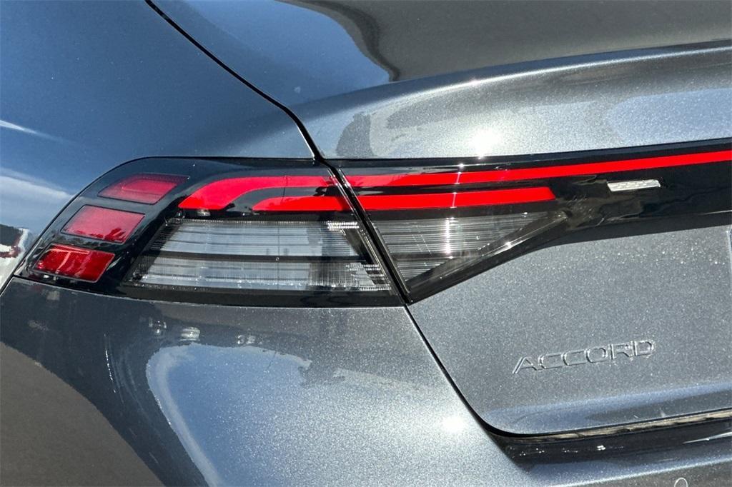 new 2025 Honda Accord Hybrid car, priced at $34,604