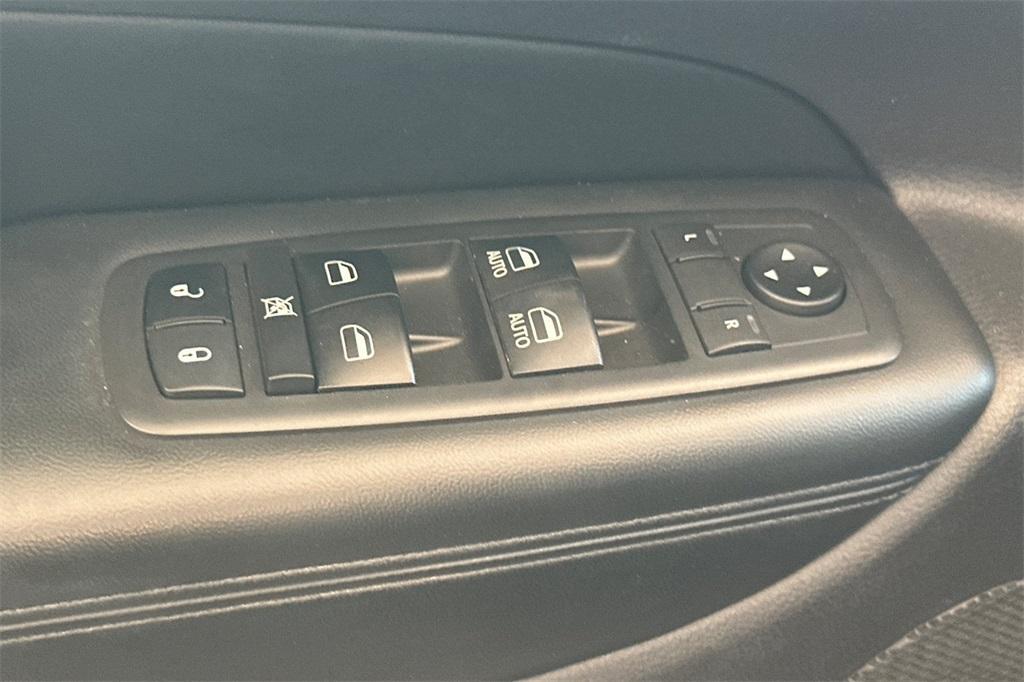 used 2019 Jeep Grand Cherokee car, priced at $20,995