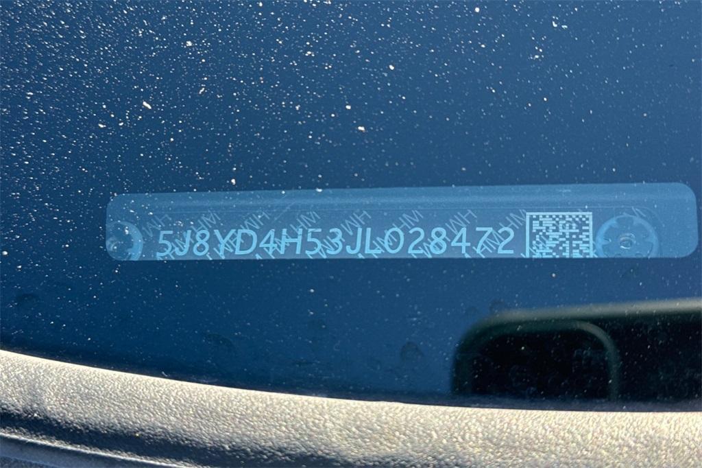 used 2018 Acura MDX car, priced at $21,795