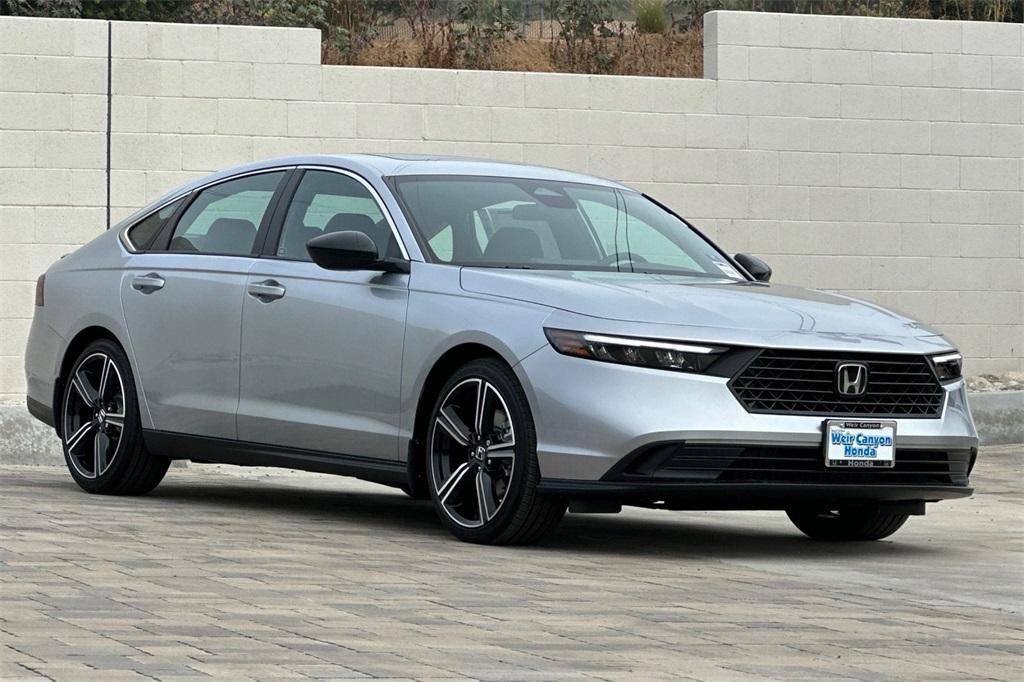 new 2025 Honda Accord Hybrid car, priced at $33,489