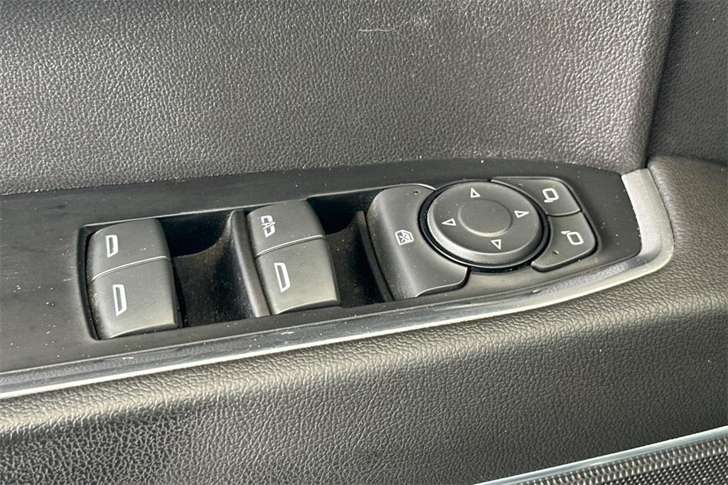 used 2022 Chevrolet Silverado 1500 car, priced at $39,495