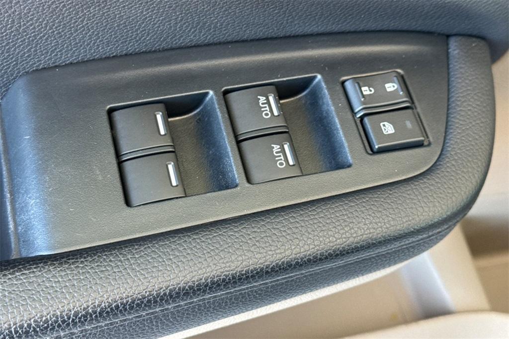 used 2022 Honda Pilot car, priced at $32,895