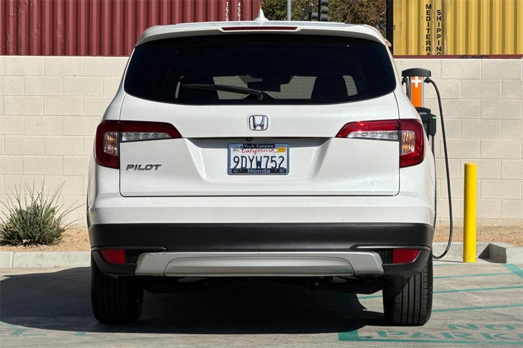 used 2022 Honda Pilot car, priced at $32,895