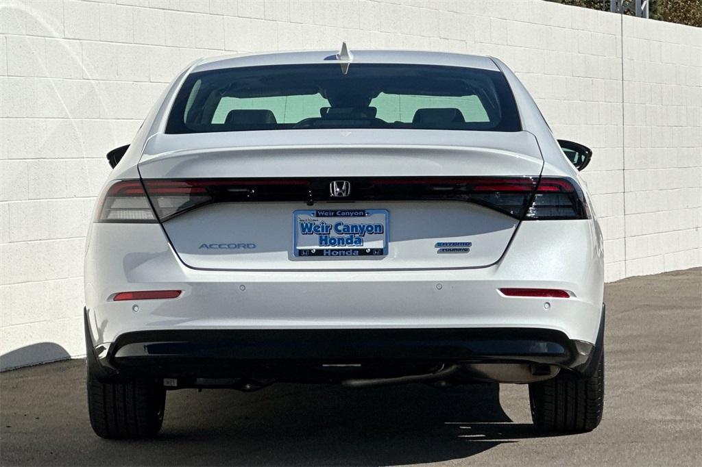 new 2025 Honda Accord Hybrid car, priced at $38,416