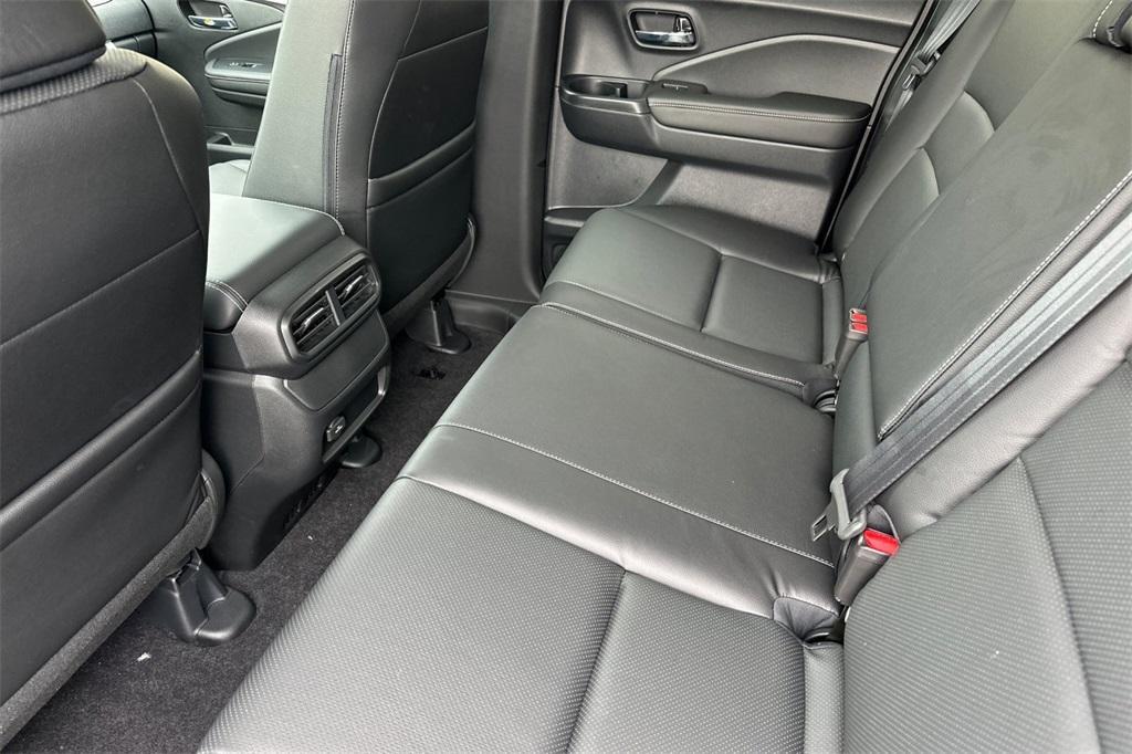 new 2025 Honda Ridgeline car, priced at $44,058