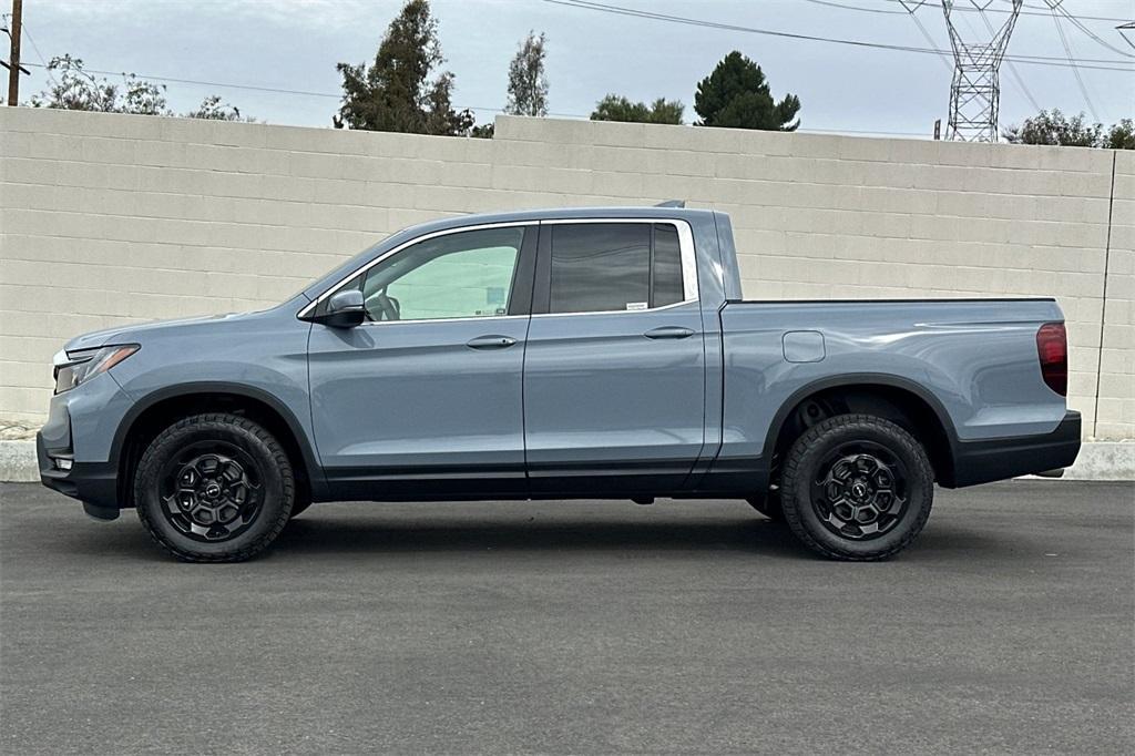 new 2025 Honda Ridgeline car, priced at $44,058