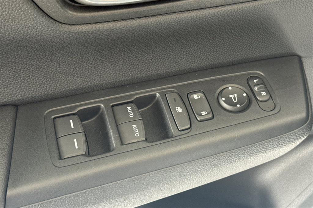 used 2025 Honda CR-V car, priced at $35,995