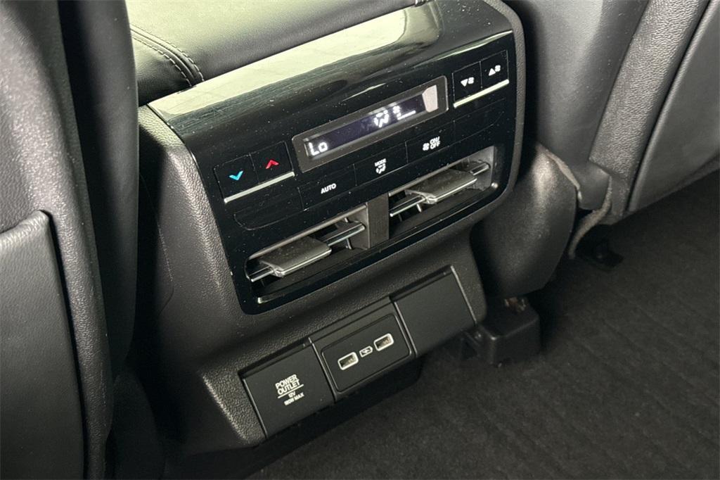 used 2022 Acura MDX car, priced at $33,495