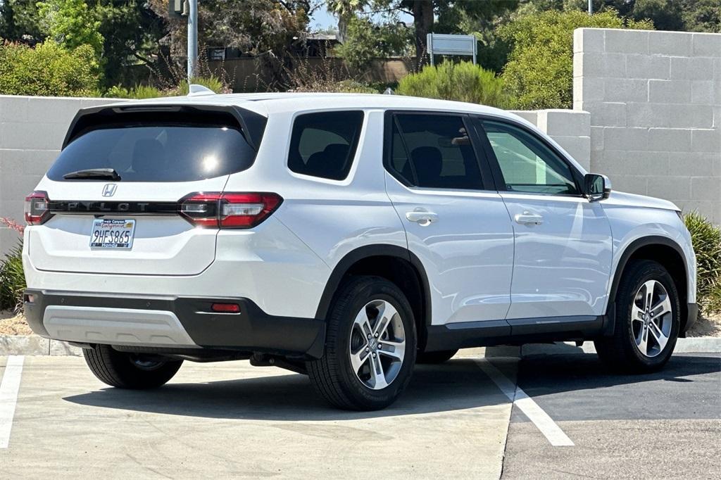 used 2023 Honda Pilot car, priced at $39,995