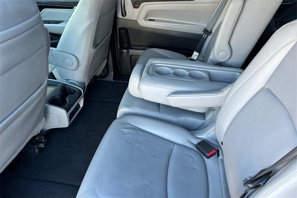 used 2018 Honda Odyssey car, priced at $27,995