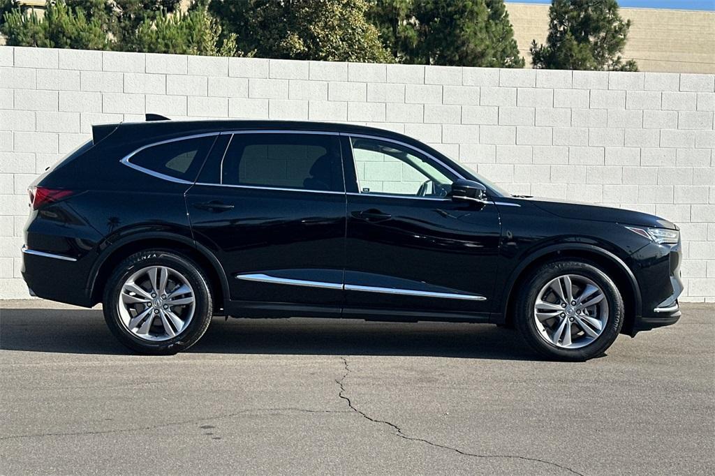 used 2024 Acura MDX car, priced at $39,995