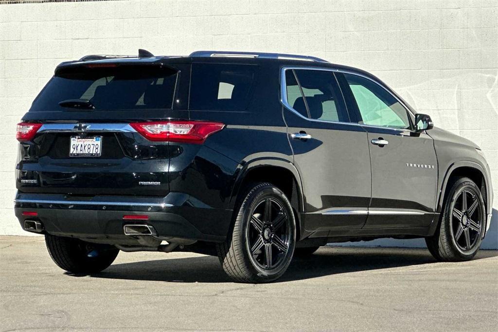 used 2019 Chevrolet Traverse car, priced at $23,295