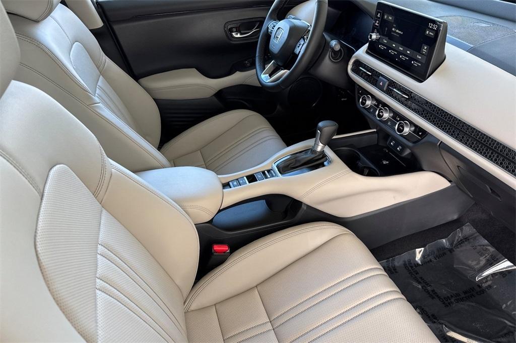new 2026 Honda HR-V car, priced at $32,251