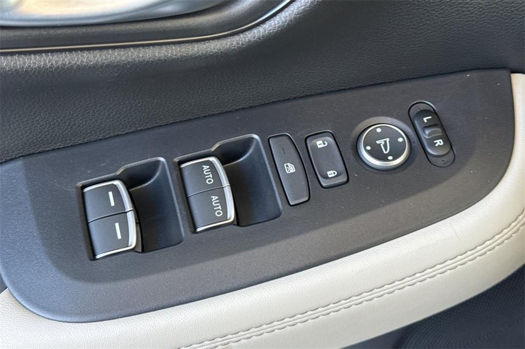 new 2026 Honda HR-V car, priced at $32,251